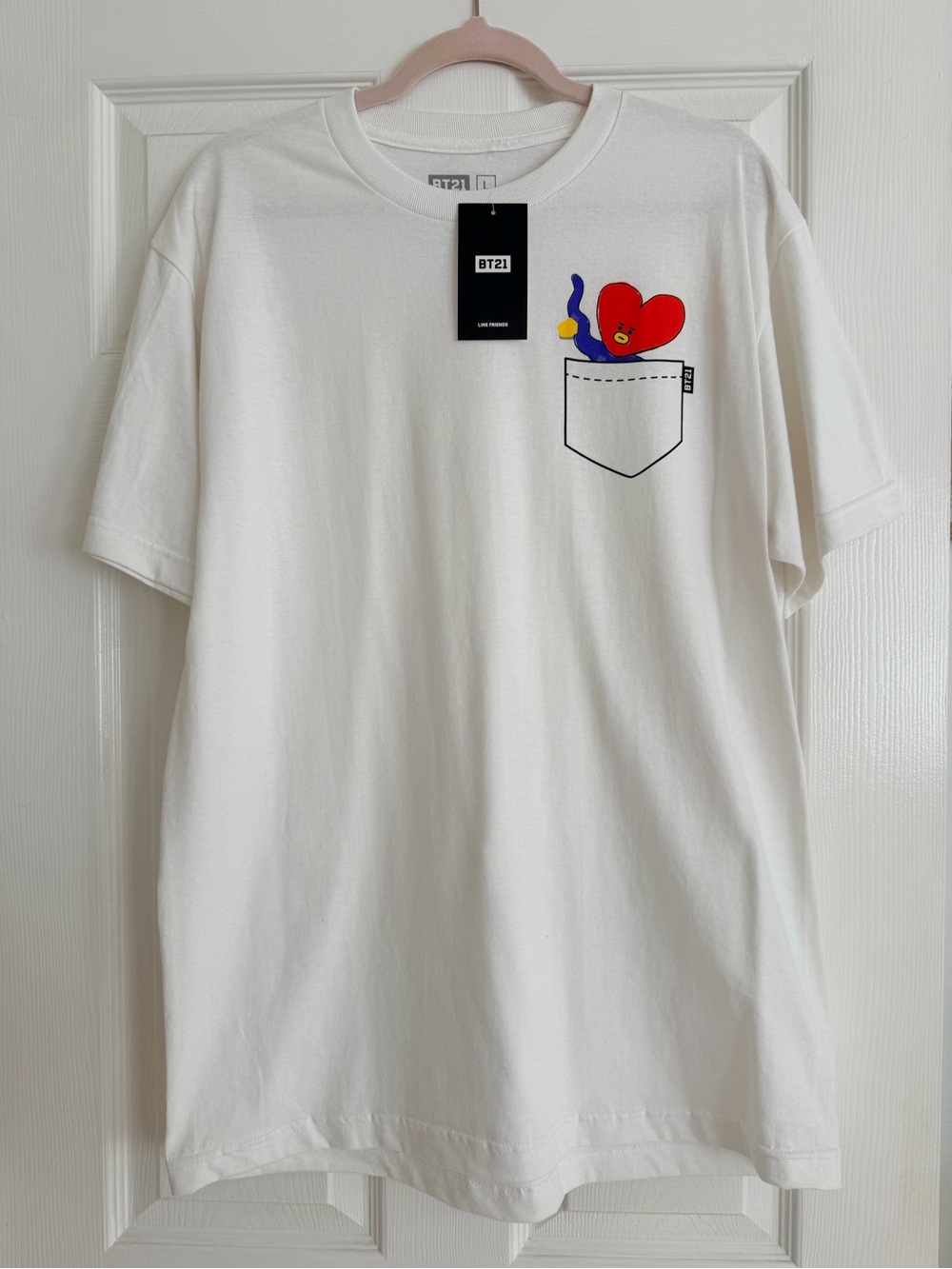 Line Friends BT21 Tata Pocket T-Shirt
